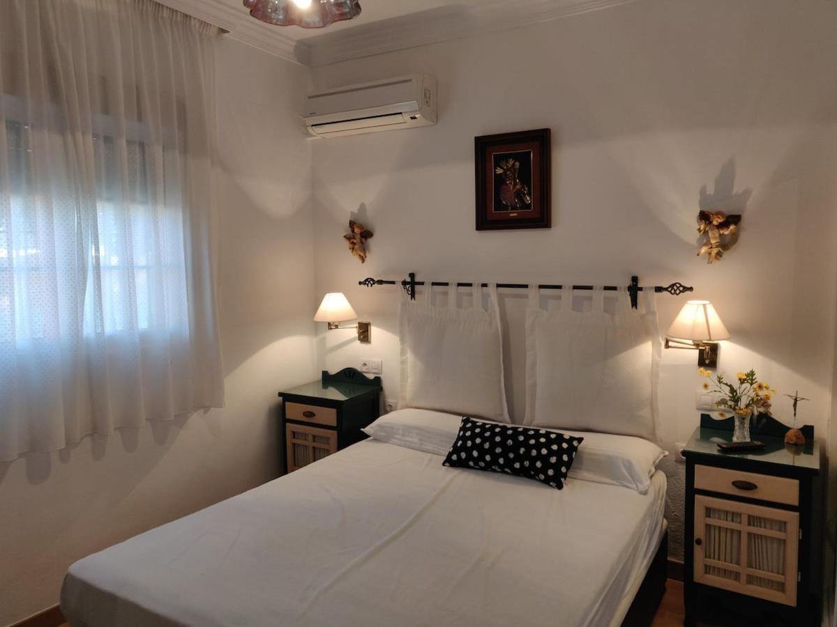 Chalet Los Pinos Con Piscina Privada Novo Sancti Petri Luaran gambar