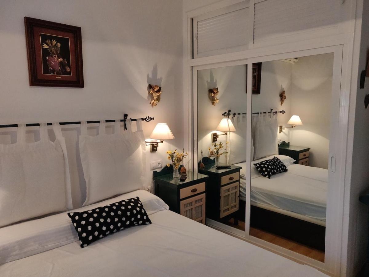 Chalet Los Pinos Con Piscina Privada Novo Sancti Petri Luaran gambar